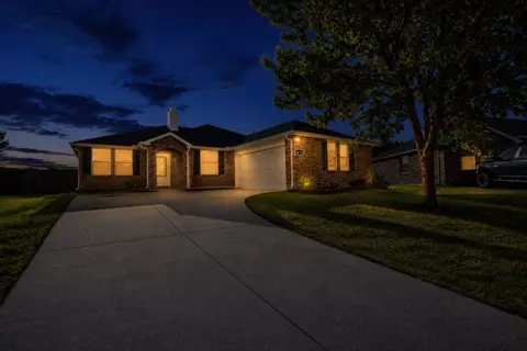 Exterior - 3473 Post Oak Dr, Rockwall, TX 75032 photo 6 of 7