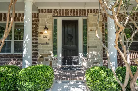 Exterior - 1305 5th St, Argyle, TX 76226 photo 2 of 7