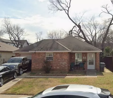 918 Bayonne St, Dallas, TX 75212
