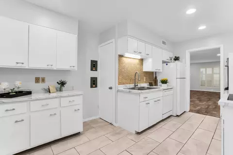 11332 Park Central Pl #C, Dallas, TX 75230