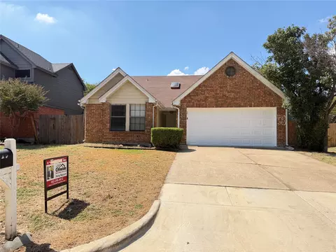 6008 Glenwood Dr, Arlington, TX 76017