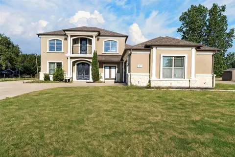 281 Rose Garden Dr, Mckinney, TX 75072