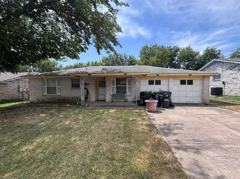 1002 Shenandoah Dr, Arlington, TX 76014
