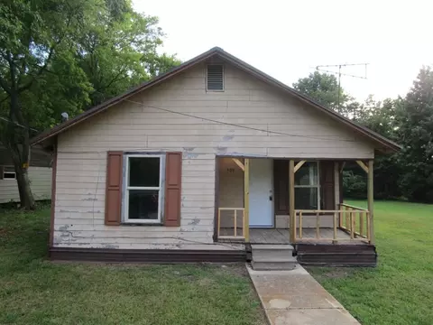 402 Dorsey St, Linden, TX 75563