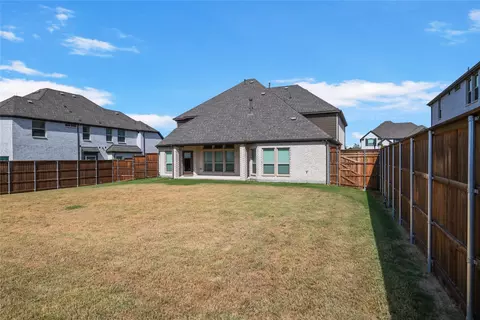 Exterior - 1611 Mcmaster Ln, Prosper, TX 75078 photo 4 of 4