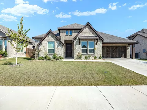 293 Resting Place Rd, Waxahachie, TX 75165