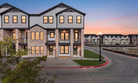1000 Comfort Dr, Plano, TX 75075