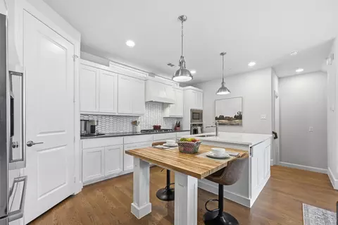 1900 Caddo St #2, Dallas, TX 75204