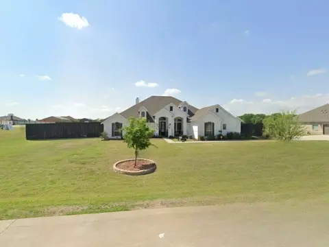 340 Berkeley Dr, Waxahachie, TX 75167