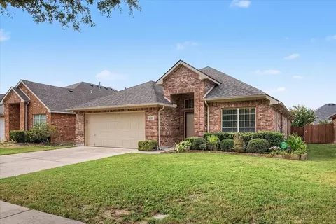 633 Darlington Trl, Fort Worth, TX 76131