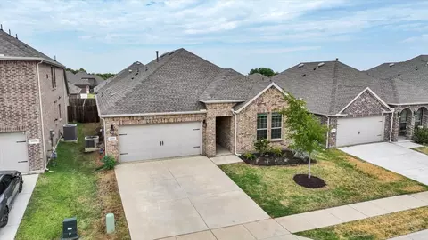 11309 Ponderosa Trl, Aubrey, TX 76227