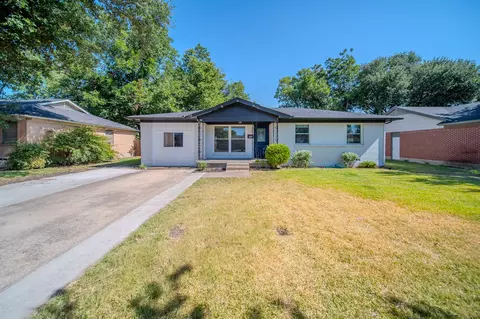 2901 Maple Dr, Garland, TX 75042
