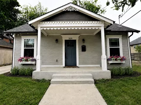 1614 Hubert St, Dallas, TX 75206