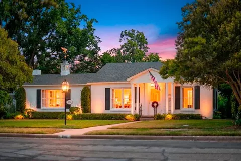 600 N 33 St, Waco, TX 76707