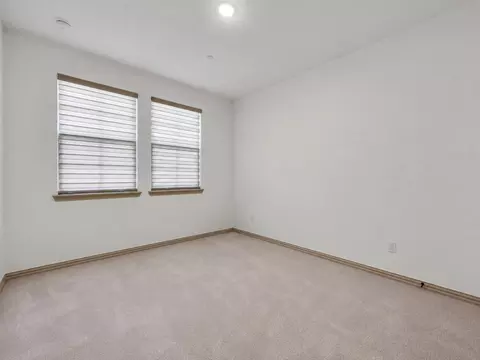 Bedroom - 528 4th St, Argyle, TX 76226 photo 3 of 4