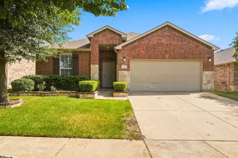 2332 Angoni Way, Fort Worth, TX 76131