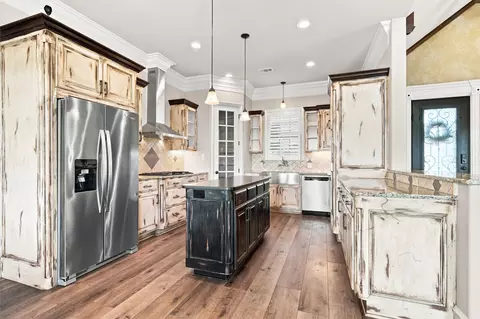 Kitchen - 100 Deer Creek Dr, Waco, TX 76708 photo 4 of 4
