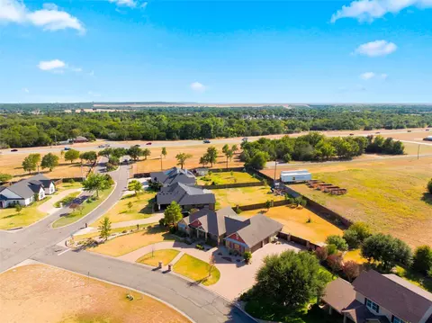 View/Area - 100 Deer Creek Dr, Waco, TX 76708 photo 4 of 7