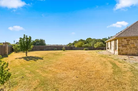 Exterior - 100 Deer Creek Dr, Waco, TX 76708 photo 4 of 5