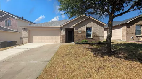5112 Glen Eden Dr, Fort Worth, TX 76119