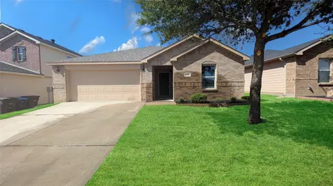 5112 Glen Eden Dr, Fort Worth, TX 76119