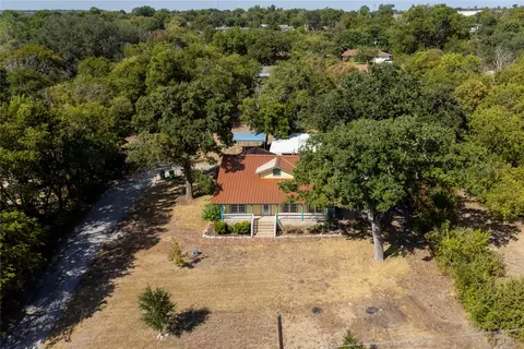 624 Alexander Rd, Stephenville, TX 76401