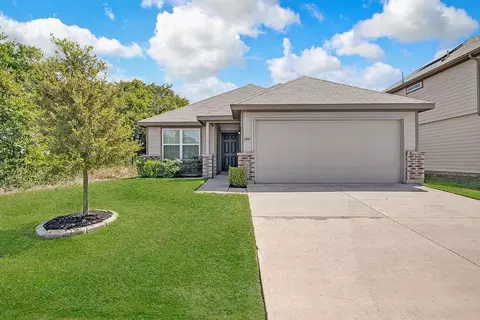 2441 Bear Oak Dr, Fort Worth, TX 76123