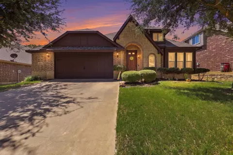 1216 Barberry Dr, Burleson, TX 76028