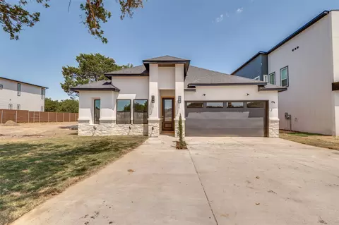 3913 Blue Ridge Blvd, Dallas, TX 75233
