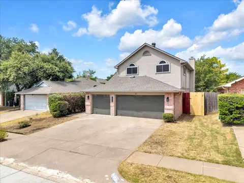 2971 Seguin Trl, Fort Worth, TX 76118