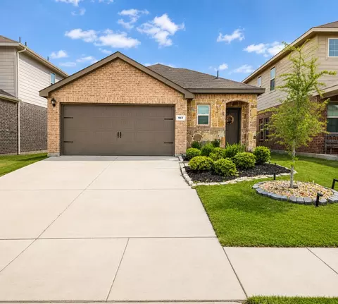 917 Sunrise Ln, Royse City, TX 75189