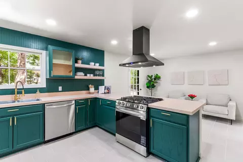 Kitchen - 4601 Robinwood Dr, Waco, TX 76708 photo 1 of 6