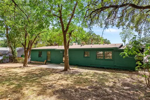 Exterior - 4601 Robinwood Dr, Waco, TX 76708 photo 6 of 6