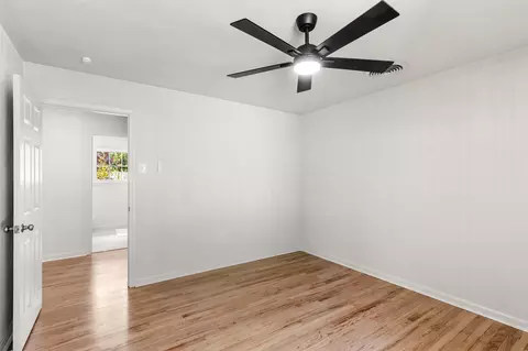 Bedroom - 4601 Robinwood Dr, Waco, TX 76708 photo 4 of 6