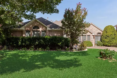 6312 Southern Hills Dr, Fort Worth, TX 76132