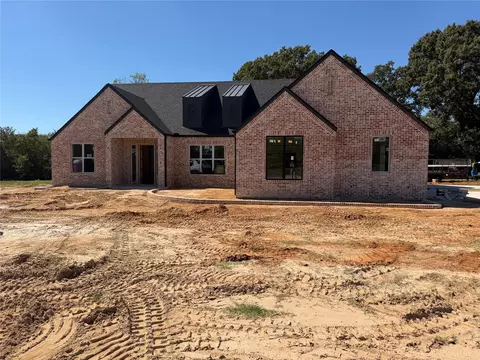 338 Grace Ln, Athens, TX 75751