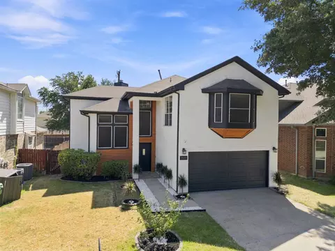 2124 Newport Dr, Flower Mound, TX 75028