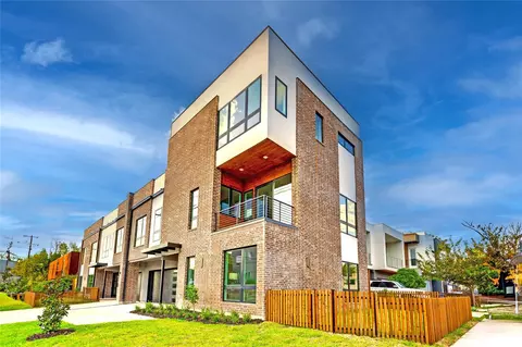 2336 N Carroll Ave, Dallas, TX 75204