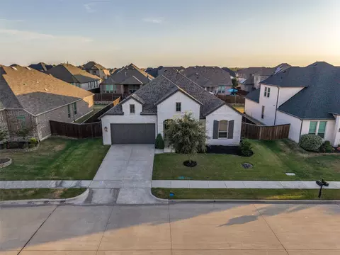 1733 Amarone Ln, Heath, TX 75032