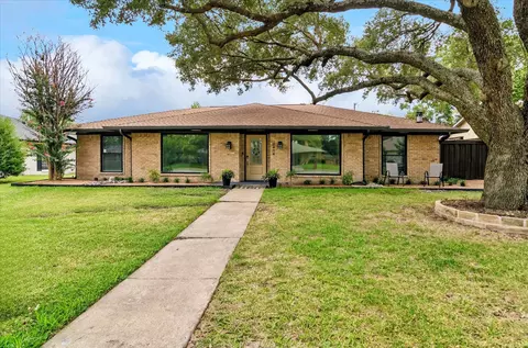 2404 Kimberly Ln, Plano, TX 75075