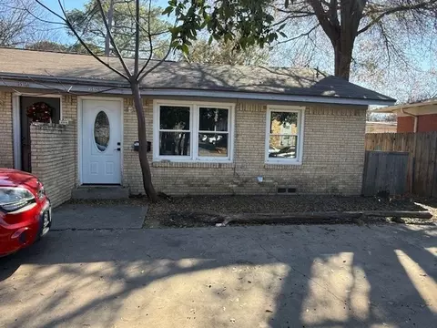 1512 W Tucker Blvd, Arlington, TX 76013