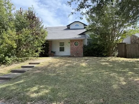 13323 Cloverbrook Ln, Dallas, TX 75253