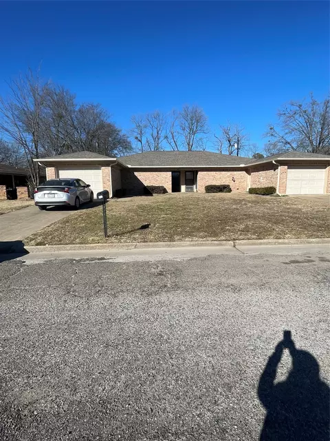 419 Mc Grede Dr, Sulphur Springs, TX 75482