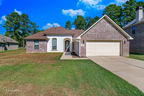 6742 Oasis Dr, Shreveport, LA 71107