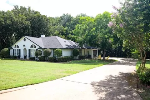 203 Covey Ln, Mckinney, TX 75071