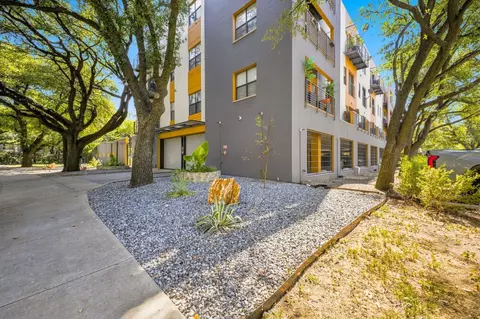 4108 Office Pkwy #124, Dallas, TX 75204