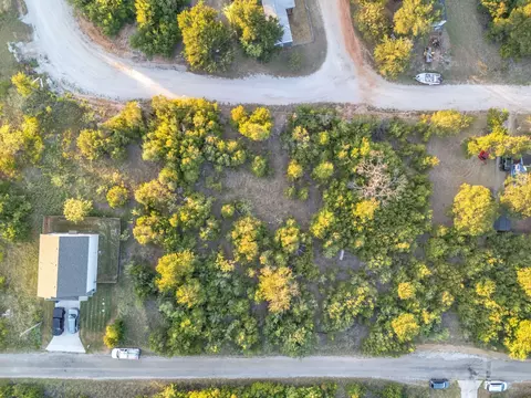 5712 5714 Black Pine Cir, Granbury, TX 76048
