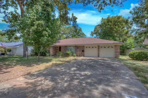 9811 W Homewood Cir, Shreveport, LA 71118