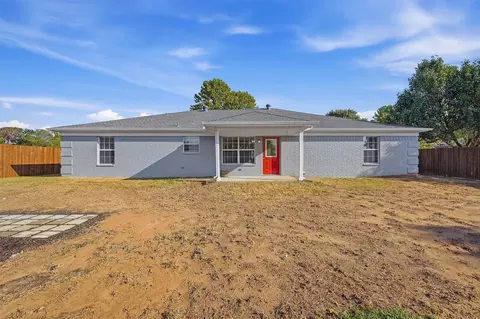 Exterior - 566 Mccraw Ln, Denison, TX 75021 photo 6 of 7
