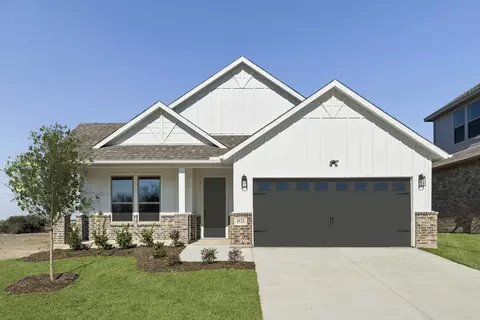 1533 Oakdale Dr, Kaufman, TX 75142